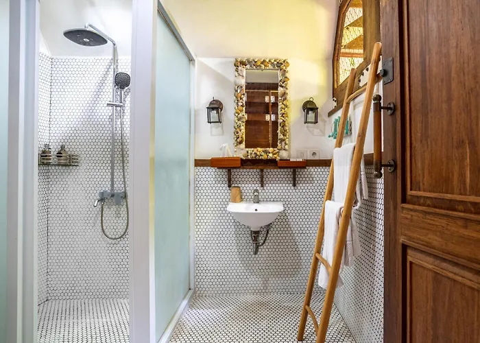 Atra Bambulogy Villa By Bambulogy Resort