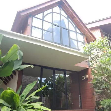 Atra Bambulogy Villa By Bambulogy Resort Kerobokan  Exterior photo